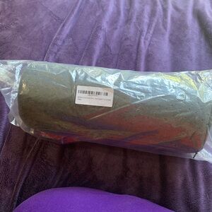 💚3/$25 neck roll pillow NWT